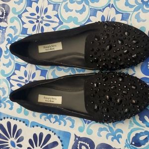 Vera Wang Decorative Flats
